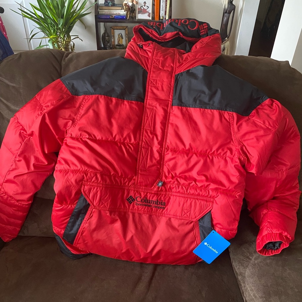 Columbia bubble pullover coat size large left.